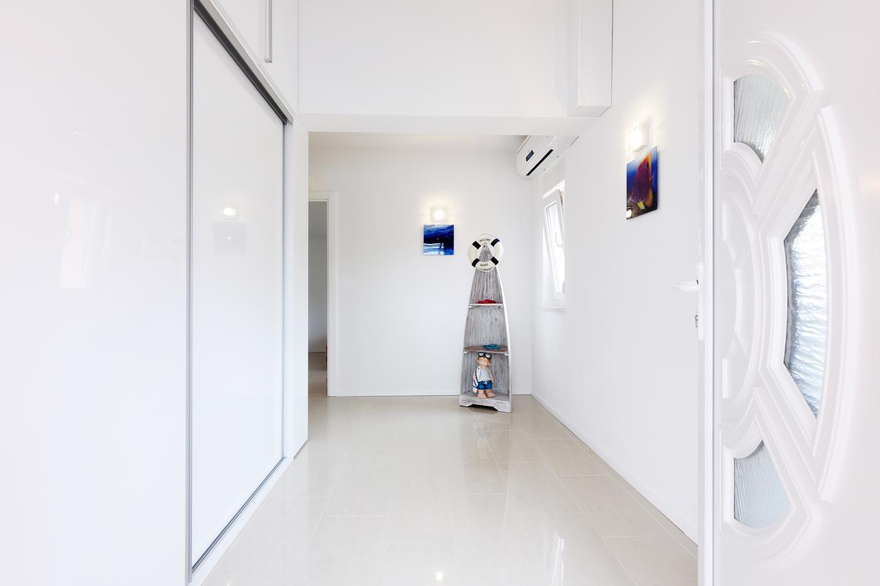 Studio Apartment Maslina 고르니 카린 객실 사진